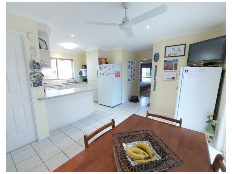 9 Casuarina Dr, Banora Point NSW 2486