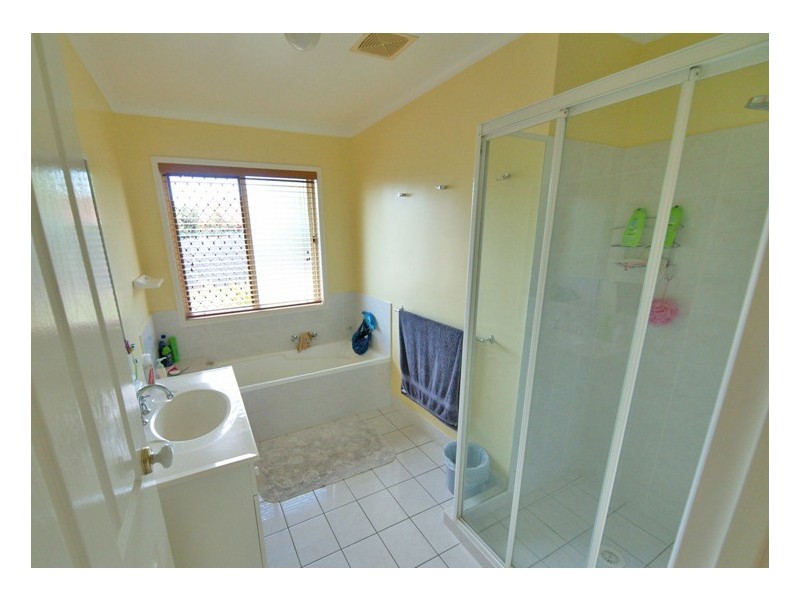 9 Casuarina Dr, Banora Point NSW 2486