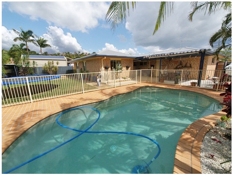 9 Casuarina Dr, Banora Point NSW 2486