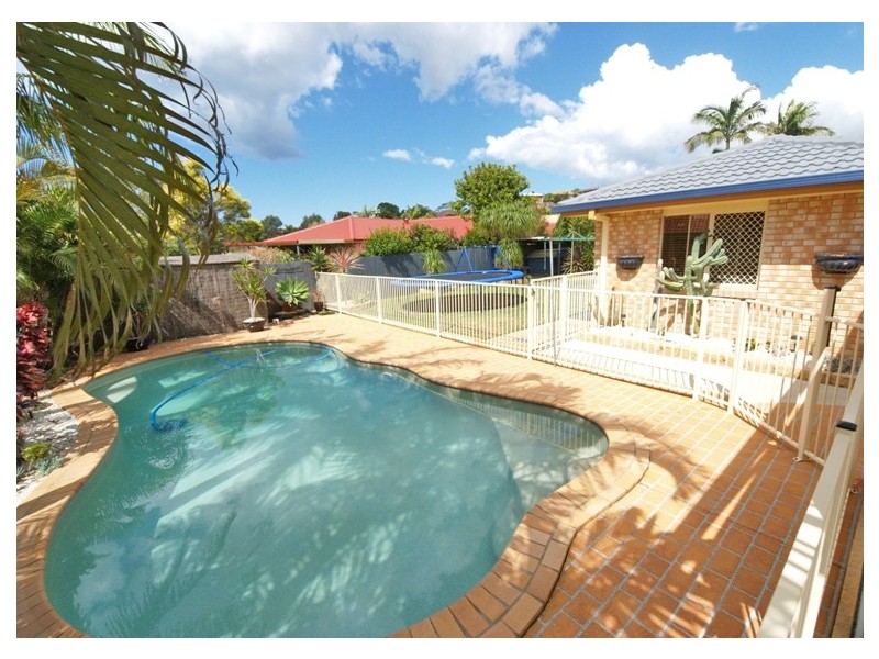 9 Casuarina Dr, Banora Point NSW 2486
