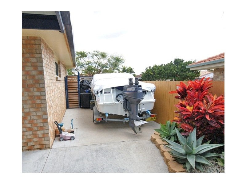 9 Casuarina Dr, Banora Point NSW 2486