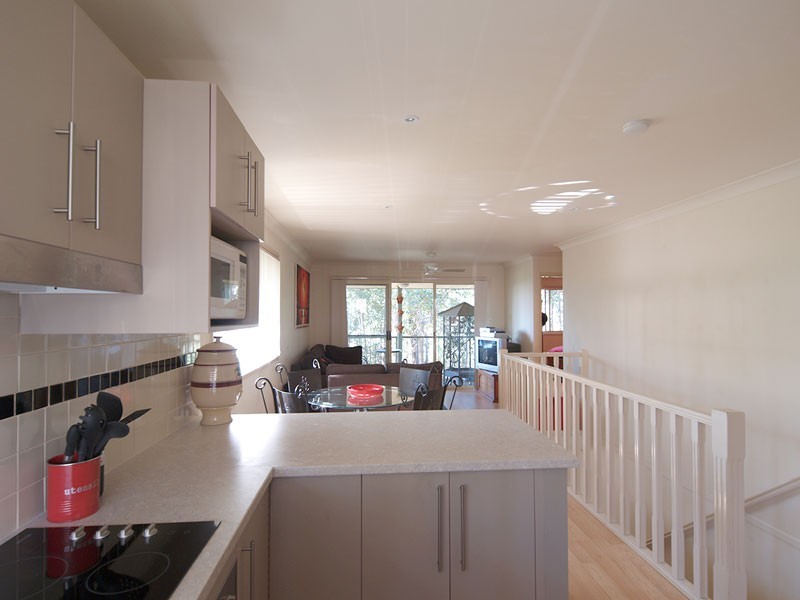 25/31 Simpsons Rd, Elanora QLD 4221