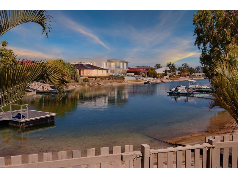 13 Crystal Waters Drive, Tweed Heads NSW 2485