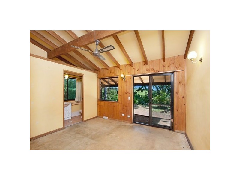 101 Fraser Dr, Banora Point NSW 2486