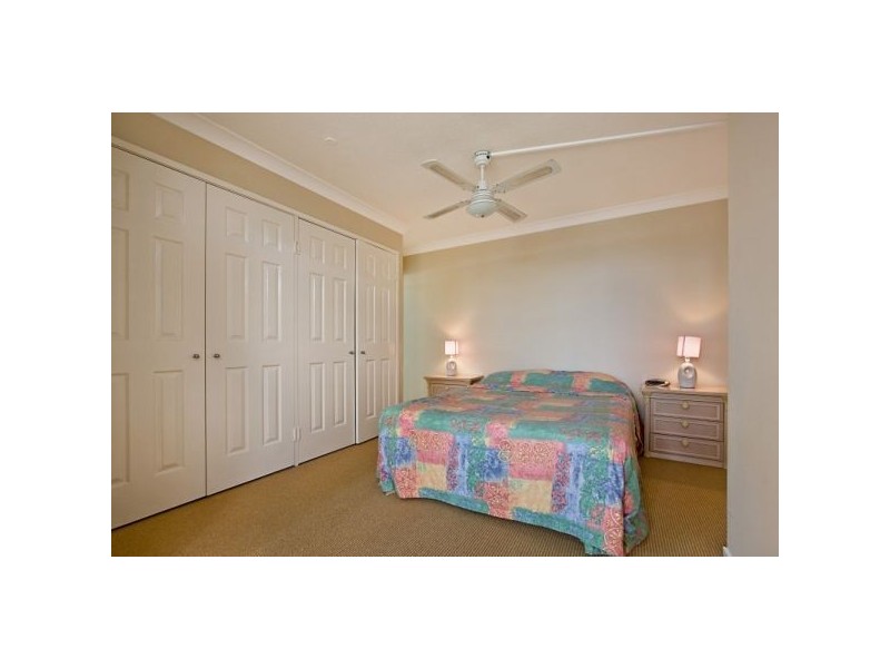 1/3 Ward Street, Rainbow Bay QLD 4225