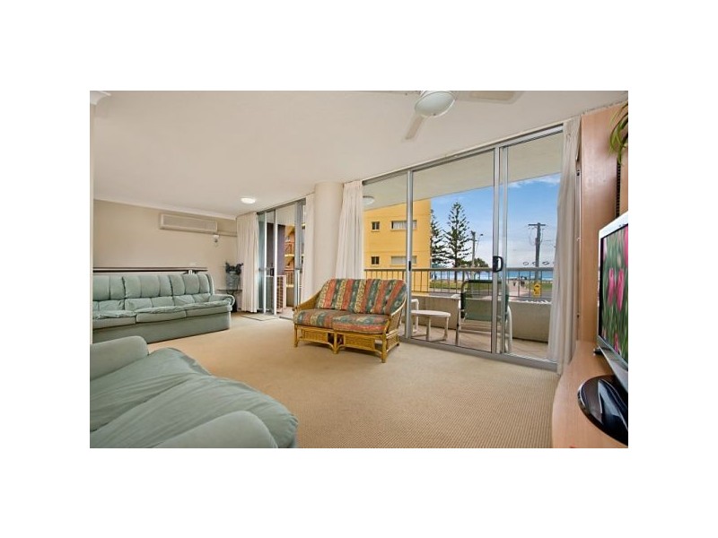 1/3 Ward Street, Rainbow Bay QLD 4225