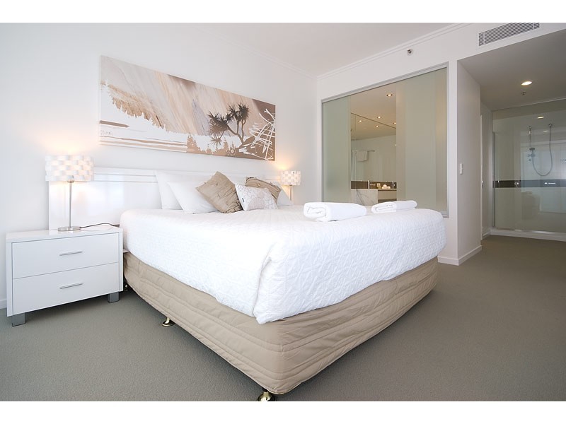 Coolangatta QLD 4225