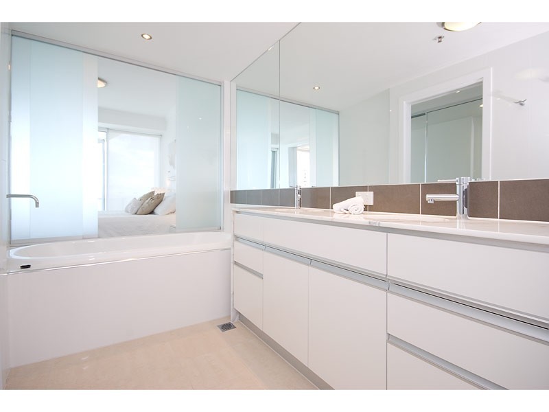 Coolangatta QLD 4225