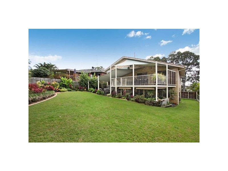 6 Pacific Dr, Banora Point NSW 2486