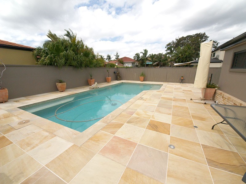 21 Sea Eagle Drive, Burleigh Waters QLD 4220