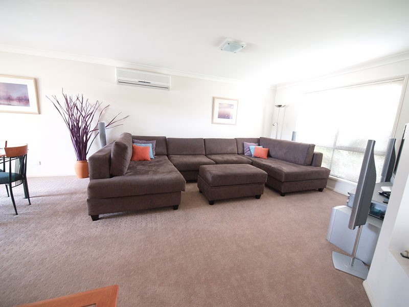 21 Sea Eagle Drive, Burleigh Waters QLD 4220