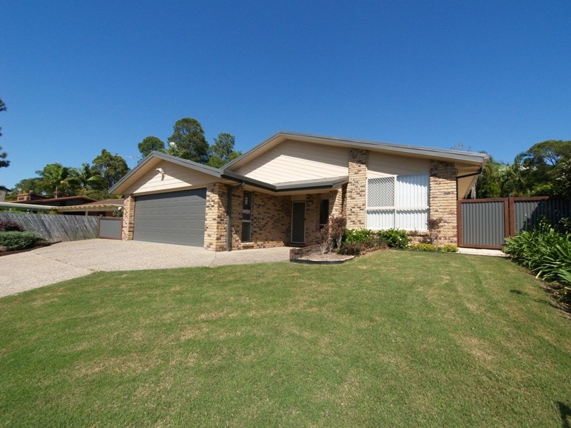 124 Murtha Drive, Elanora QLD 4221