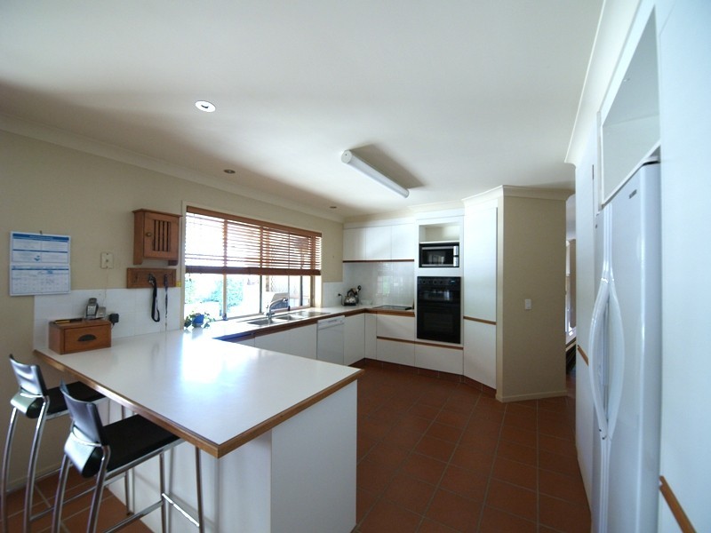 124 Murtha Drive, Elanora QLD 4221