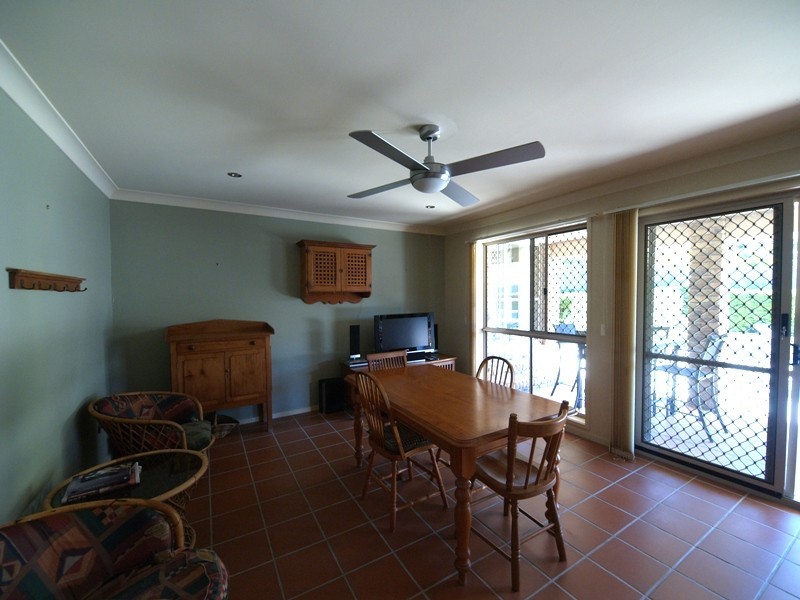 124 Murtha Drive, Elanora QLD 4221