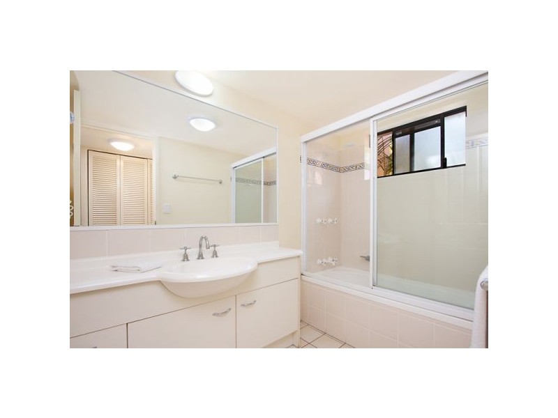 21/5 Hill Street, Rainbow Bay QLD 4225