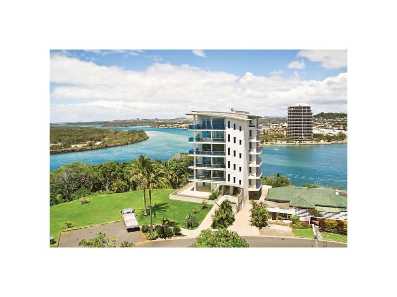 2/13 Eden Street, Rainbow Bay QLD 4225