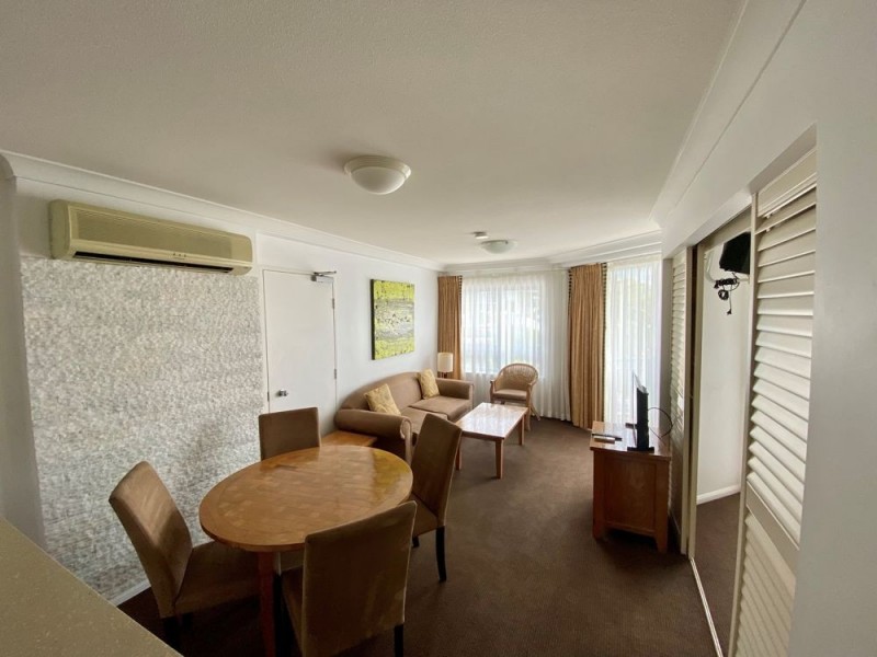 220/99 Griffith Street, Coolangatta QLD 4225