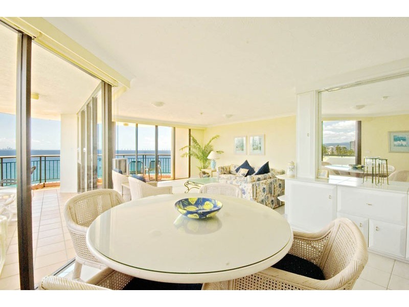 15b/166  Marine Pde, Rainbow Bay QLD 4225