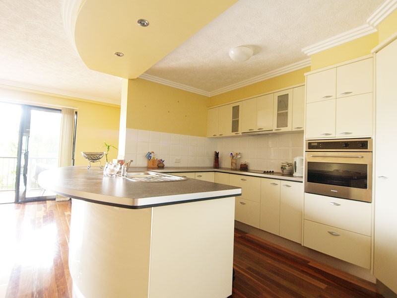 9/72-74 Dutton St, Coolangatta QLD 4225