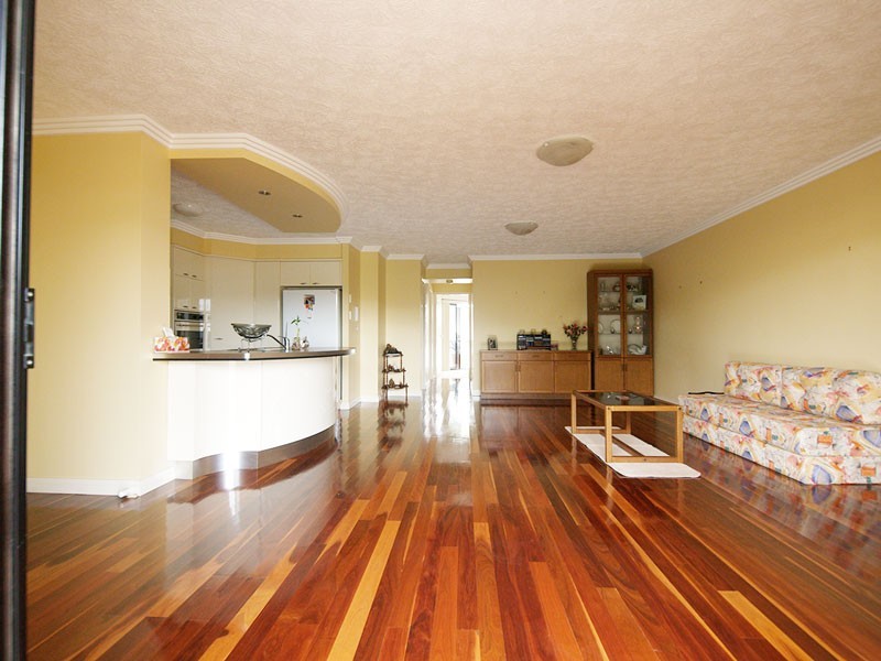 9/72-74 Dutton St, Coolangatta QLD 4225