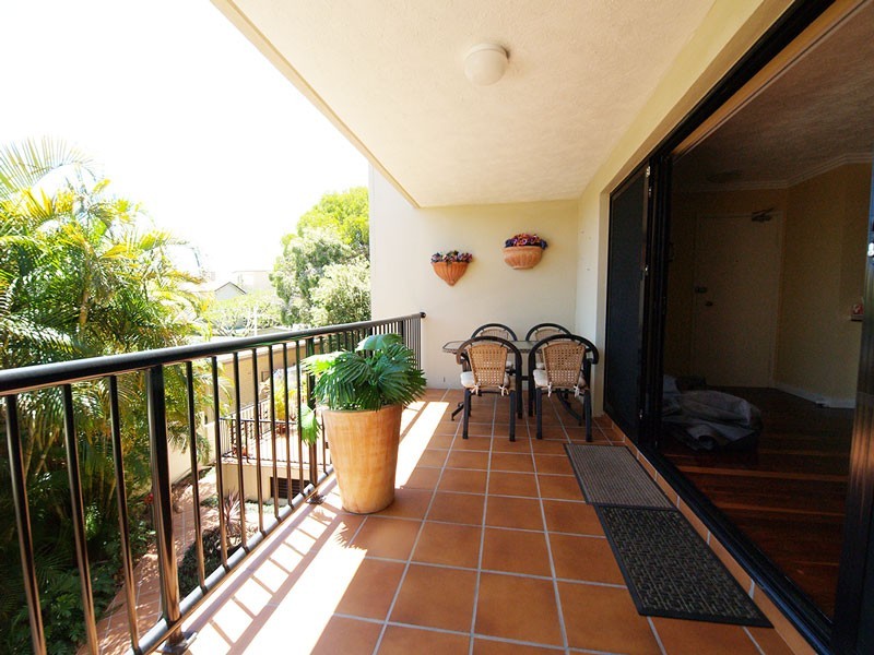 9/72-74 Dutton St, Coolangatta QLD 4225