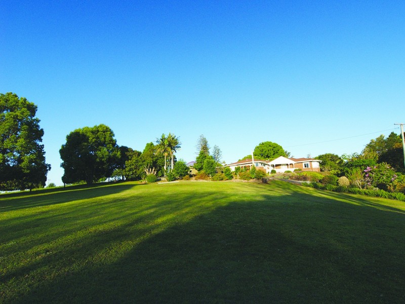 8 Balfours road, Terranora NSW 2486