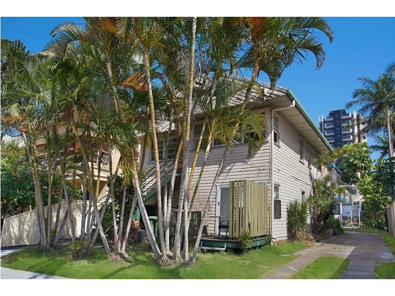 2/211 Boundary Street, Coolangatta QLD 4225