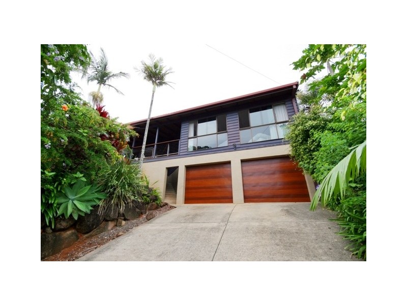 18 Myeerimba Pde, Tweed Heads West NSW 2485