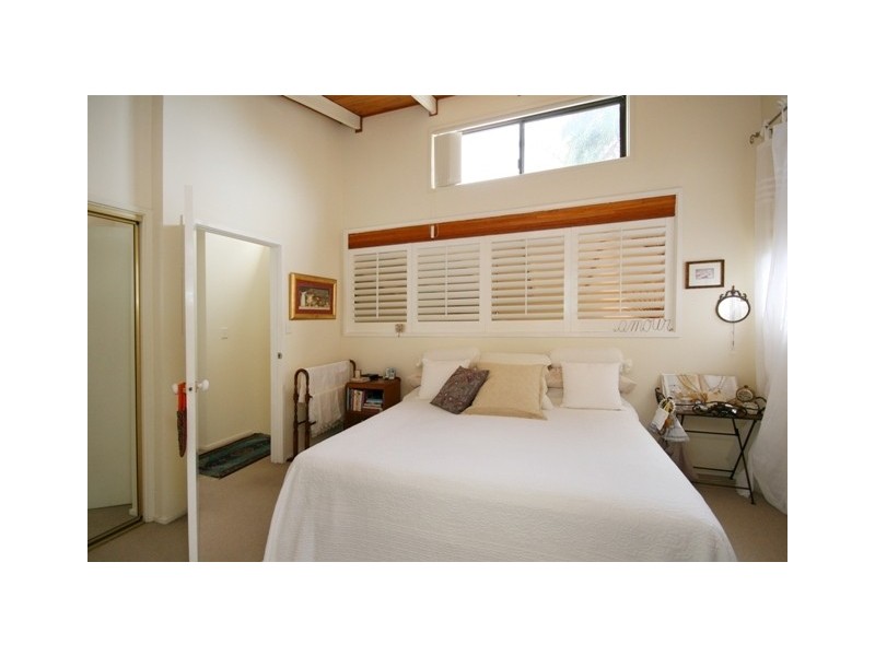 18 Myeerimba Pde, Tweed Heads West NSW 2485