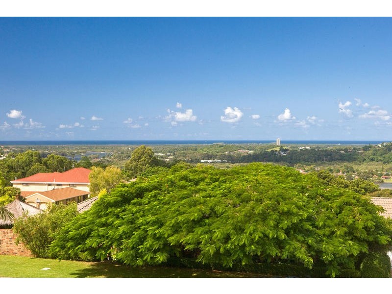 4 Karingal Avenue, Bilambil Heights NSW 2486