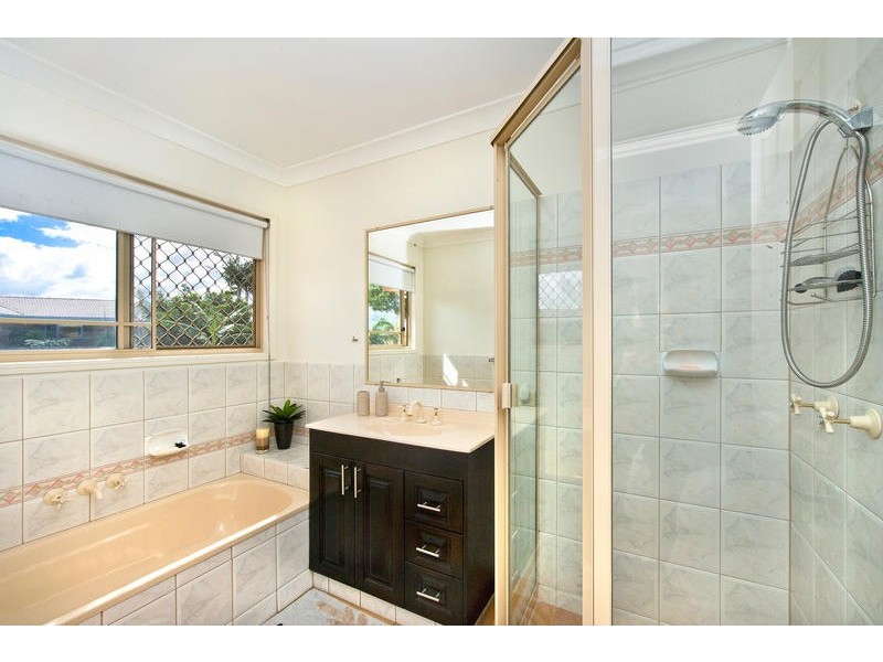 4 Karingal Avenue, Bilambil Heights NSW 2486
