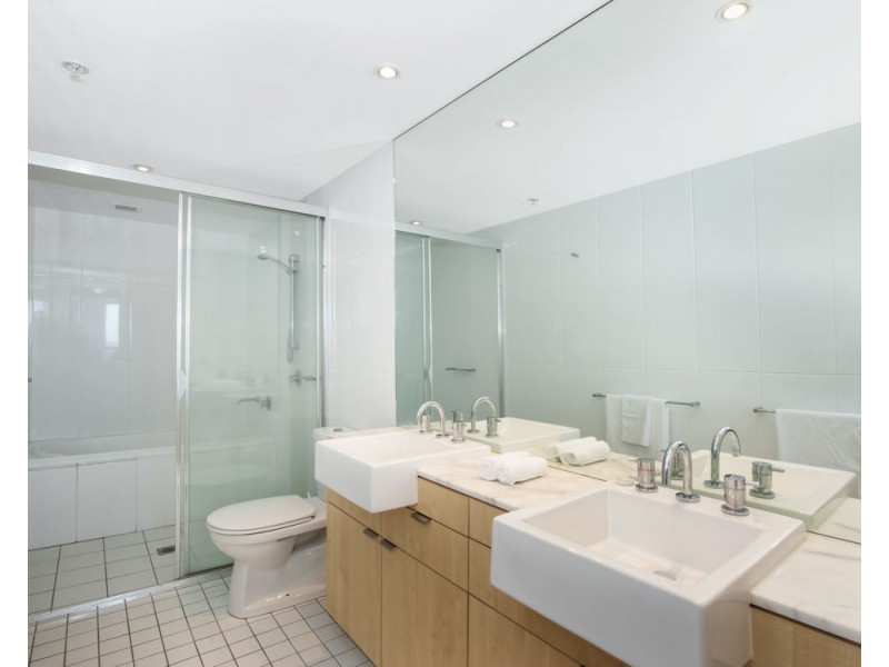 802/3 Mclean Street (Blue C), Coolangatta QLD 4225