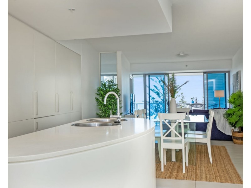 802/3 Mclean Street (Blue C), Coolangatta QLD 4225