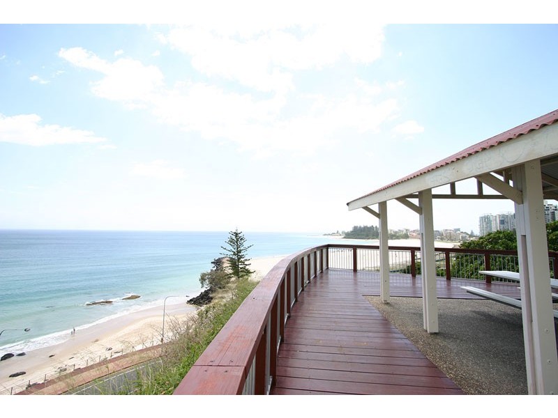 4/5 Churchill street, Kirra QLD 4225