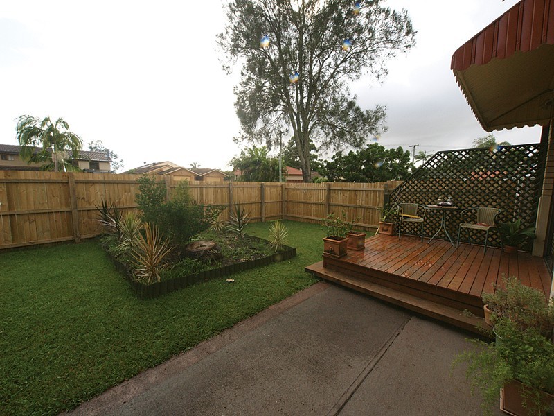 4 Sunset  Blv, Tweed Heads West NSW 2485