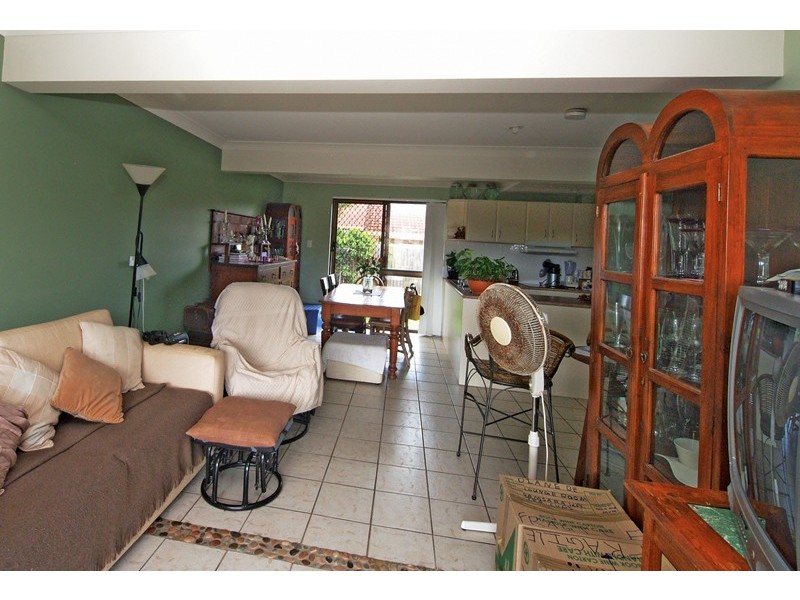 4 Sunset  Blv, Tweed Heads West NSW 2485