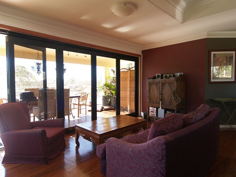 4 Sunset  Blv, Tweed Heads West NSW 2485