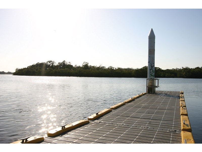 4 Sunset  Blv, Tweed Heads West NSW 2485