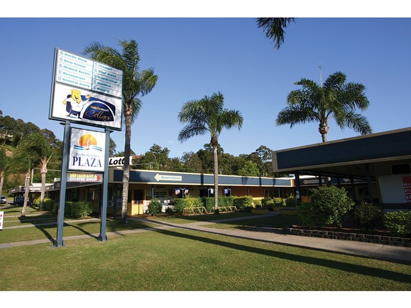 4 Sunset  Blv, Tweed Heads West NSW 2485