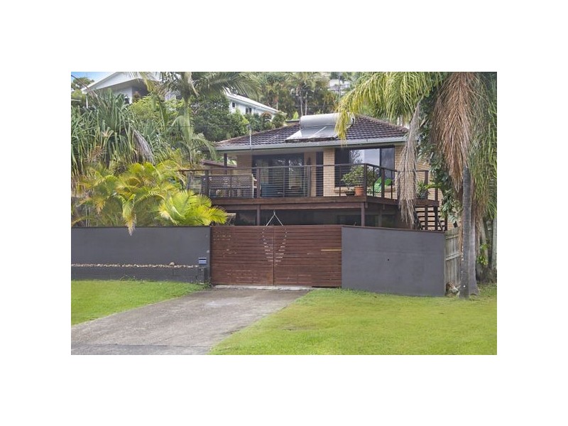 40 Ballow Street, Coolangatta QLD 4225