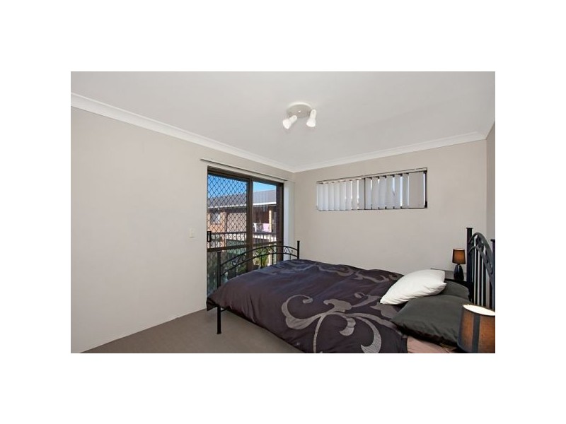 10/44 Coolangatta Rd, Kirra QLD 4225