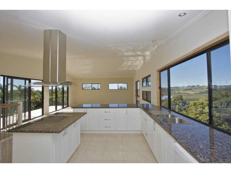 57 Lakeview Tce, Bilambil Heights NSW 2486