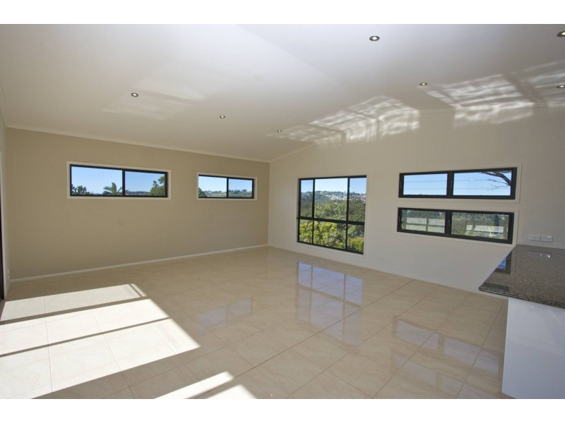 57 Lakeview Tce, Bilambil Heights NSW 2486