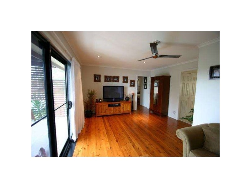 17 Miles Street, Coolangatta QLD 4225