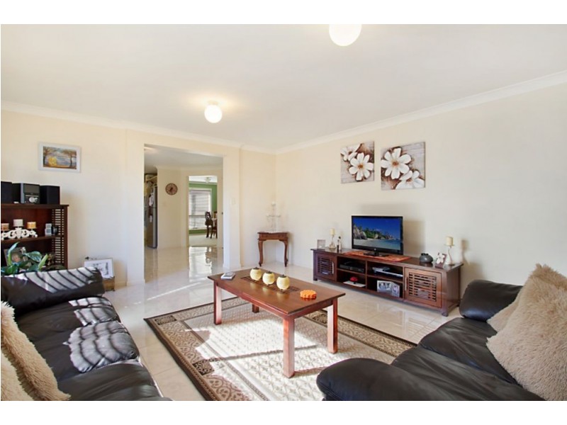 28 Botanical Circuit, Banora Point NSW 2486
