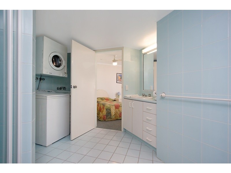10/265 Boundary Street, Rainbow Bay QLD 4225