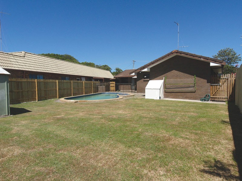 5  Bambaroo Cr, Tweed Heads NSW 2485