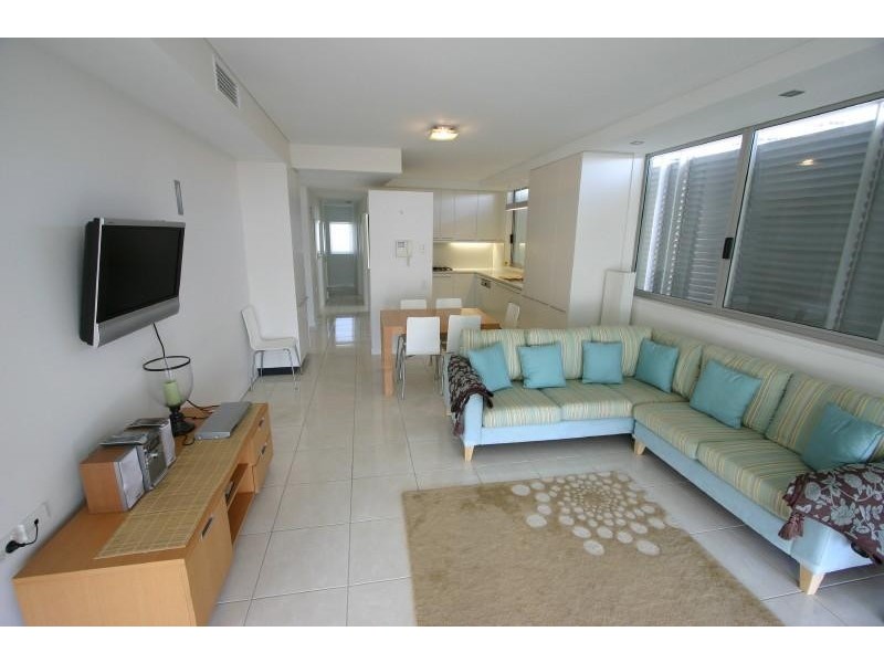 4/128  Marine Pde, Coolangatta QLD 4225