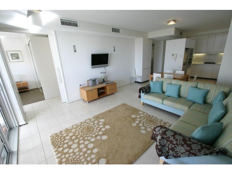 4/128  Marine Pde, Coolangatta QLD 4225