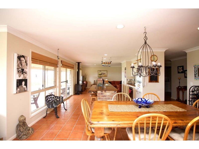 4 Snowgum Dr, Bilambil Heights NSW 2486